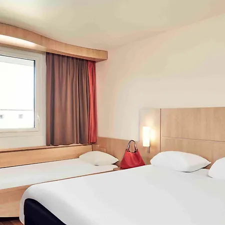 Ibis Aix En Provence Hotel